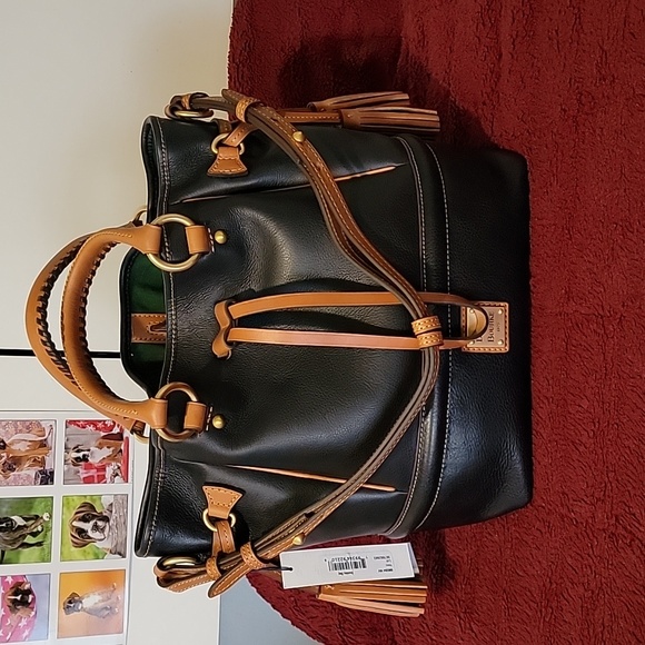 Dooney & Bourke Handbags - Dooney and Bourke Florentine Buckley Bag